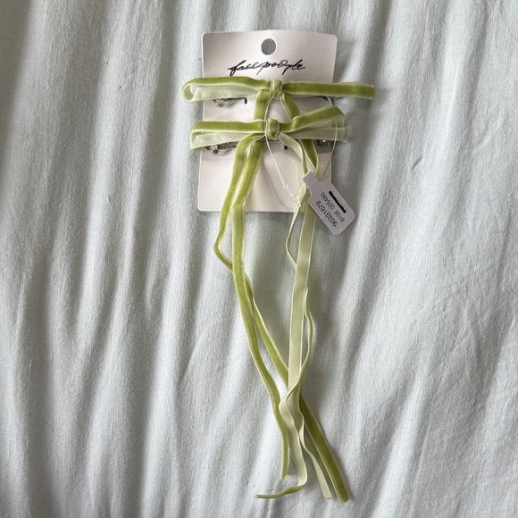 Free People Accessories - Free People Pale Green Velvet Ribbon Hair Bows